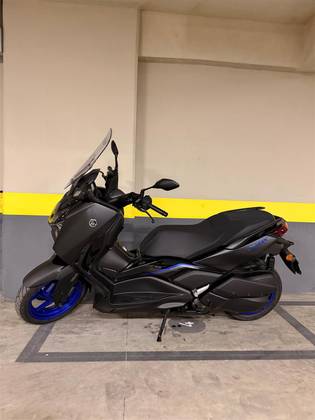 YAMAHA XMAX 300 CONNECTED ABS 