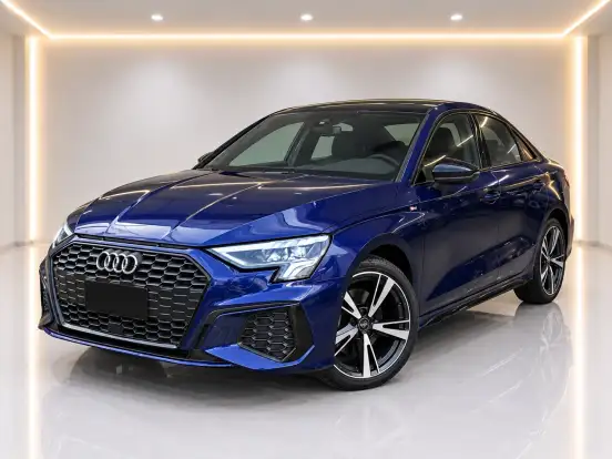 AUDI-A3-2.0 40 TFSI MHEV SEDAN PERFORMANCE BLACK S-TRONIC AUDI-A3-2024