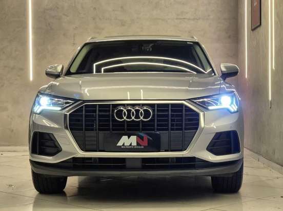 AUDI-Q3-2021