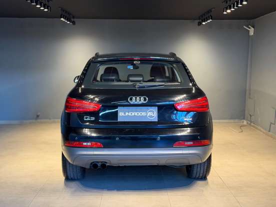 AUDI-Q3-2013