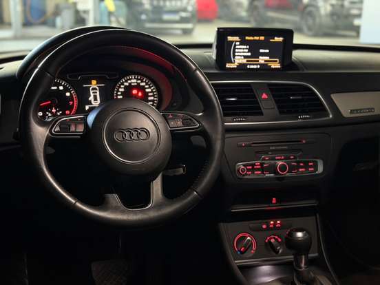 AUDI-Q3-2.0 TFSI AMBIENTE QUATTRO 4P GASOLINA S TRONIC AUDI-Q3-2013