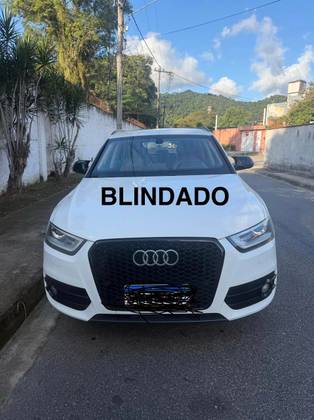 AUDI Q3 2.0 TFSI AMBIENTE QUATTRO 4P GASOLINA S TRONIC