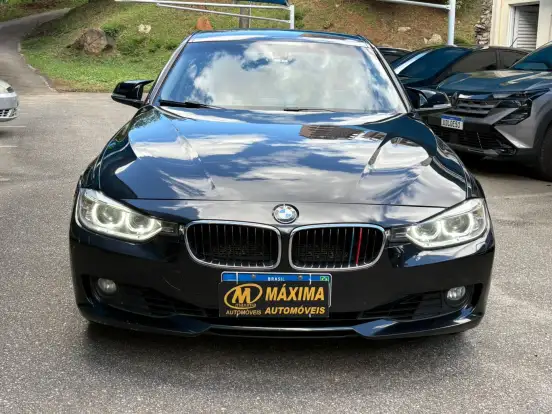 BMW-320i-2013