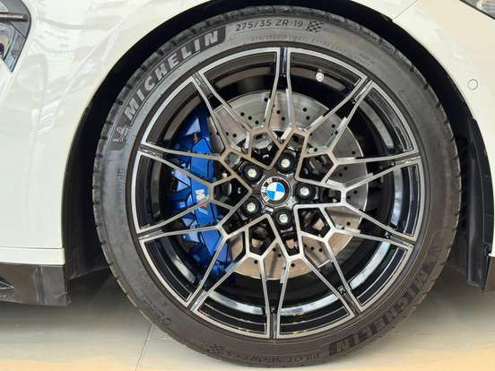 BMW-M3-2021