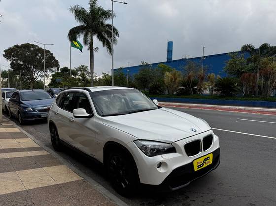 BMW X1 2.0 16V GASOLINA SDRIVE18I 4P AUTOMÁTICO