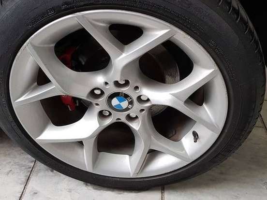 BMW-X1-2.0 16V GASOLINA SDRIVE18I 4P AUTOMÁTICO BMW-X1-2011