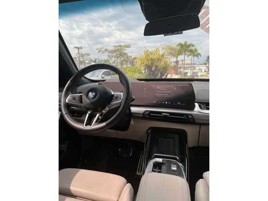 BMW-X1-2024