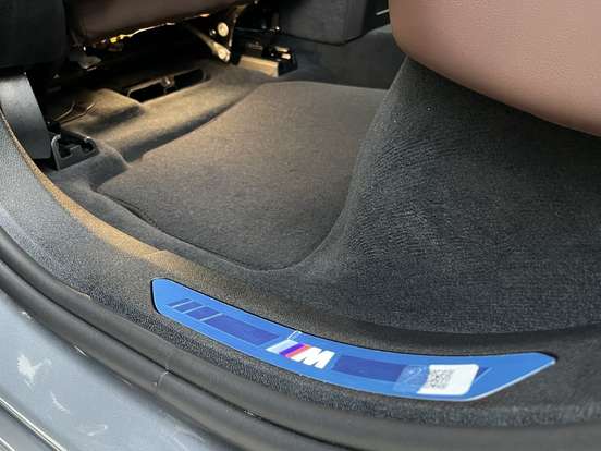 BMW-X6-2025