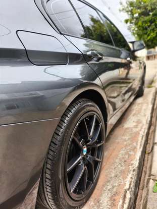 BMW-320i-2015