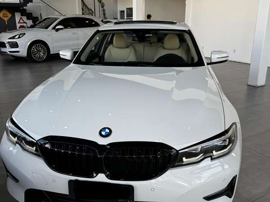 BMW-320i-2.0 16V TURBO GASOLINA SPORT GP AUTOMÁTICO BMW-320i-2020