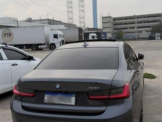 BMW-320i-2.0 16V TURBO GASOLINA SPORT GP AUTOMÁTICO BMW-320i-2020