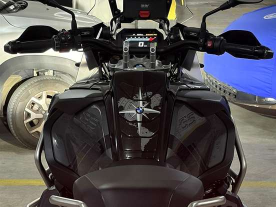 BMW-R 1250 GS ADVENTURE PREMIUM TRIPLE BLACK BMW-R 1250 GS ADVENTURE PREMIUM TRIPLE BLACK-2022