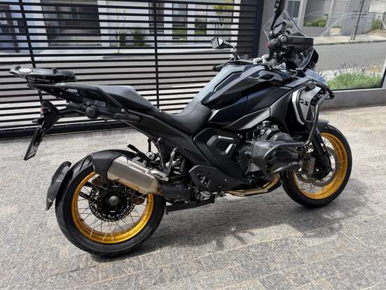 BMW-R 1300 GS TRIPLE BLACK-2024
