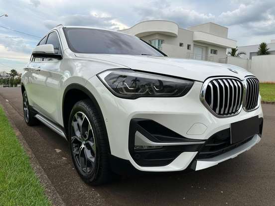 BMW-X1-2.0 16V TURBO ACTIVEFLEX SDRIVE20I X-LINE 4P AUTOMÁTICO BMW-X1-2020
