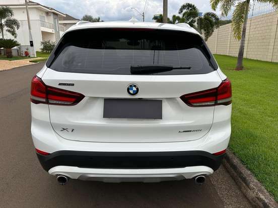 BMW-X1-2.0 16V TURBO ACTIVEFLEX SDRIVE20I X-LINE 4P AUTOMÁTICO BMW-X1-2020
