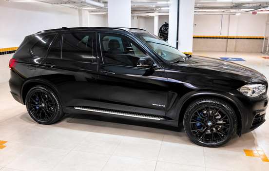 BMW-X5-2018