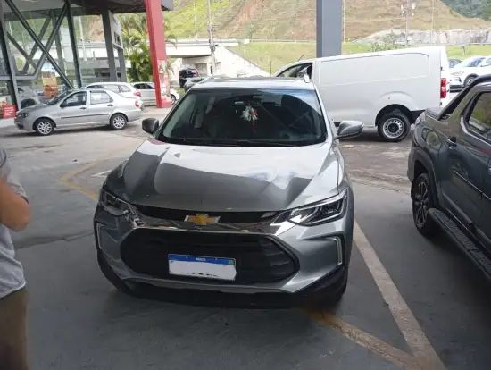 CHEVROLET-TRACKER-2023