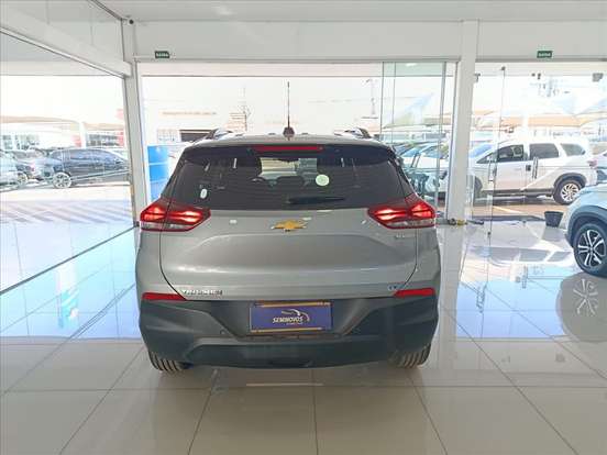 CHEVROLET-TRACKER-2024