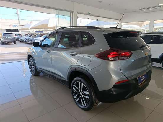 CHEVROLET-TRACKER-2024