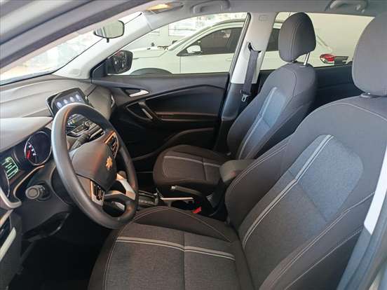 CHEVROLET-TRACKER-2024
