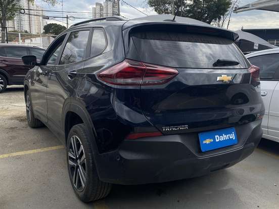 CHEVROLET-TRACKER-2024