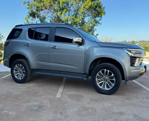 CHEVROLET TRAILBLAZER 2.8 16V TURBO DIESEL HIGH COUNTRY 7L 4X4 AUTOMÁTICO