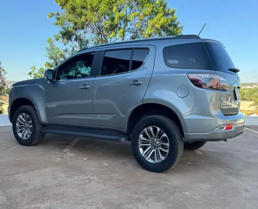 CHEVROLET-TRAILBLAZER-2024