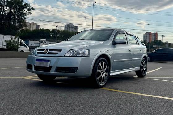 CHEVROLET ASTRA 2.0 MPFI ADVANTAGE 8V FLEX 4P MANUAL
