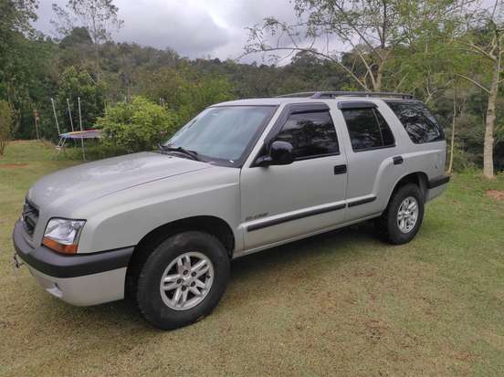 CHEVROLET-BLAZER-2001