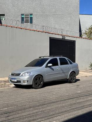 CHEVROLET CORSA 1.4 MPFI PREMIUM SEDAN 8V FLEX 4P MANUAL
