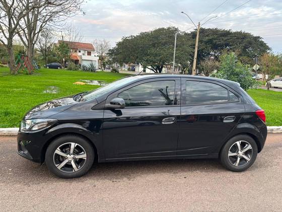 CHEVROLET ONIX 1.4 MPFI LTZ 8V FLEX 4P AUTOMÁTICO