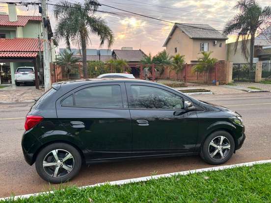 CHEVROLET-ONIX-1.4 MPFI LTZ 8V FLEX 4P AUTOMÁTICO CHEVROLET-ONIX-2018