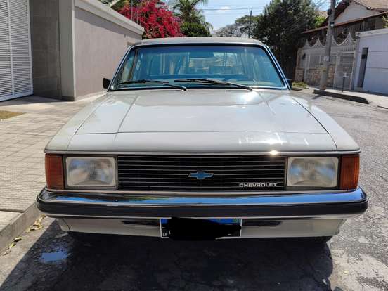 CHEVROLET-OPALA-2.5 COMODORO 8V GASOLINA 4P MANUAL CHEVROLET-OPALA-1981