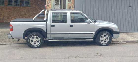 CHEVROLET S10 2.4 ADVANTAGE 4X2 CD 8V FLEX 4P MANUAL