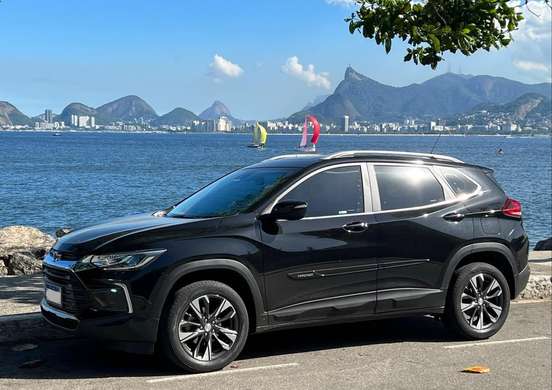 CHEVROLET-TRACKER-2020