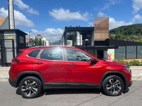 CHEVROLET-TRACKER-2021