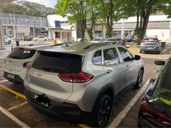 CHEVROLET-TRACKER-2021
