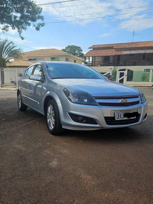 CHEVROLET VECTRA 2.0 MPFI GT HATCH 8V FLEX 4P MANUAL