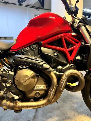 DUCATI-MONSTER 821-2015