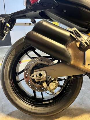 DUCATI-MONSTER 821-2015