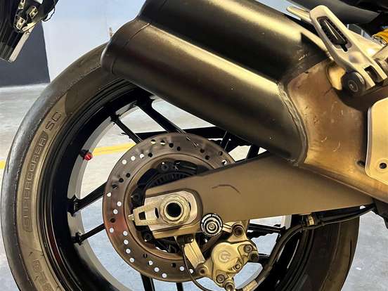 DUCATI-MONSTER 821 DUCATI-MONSTER 821-2015
