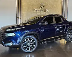 FIAT TORO 2.0 16V TURBO DIESEL ULTRA 4WD AT9 FIAT TORO 2.0 16V TURBO DIESEL ULTRA 4WD AT9