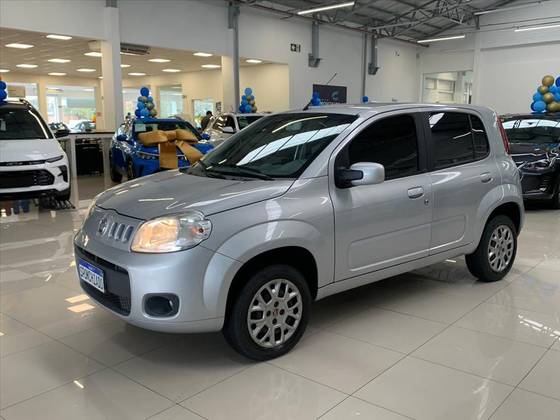 FIAT UNO 1.0 EVO VIVACE 8V FLEX 4P MANUAL