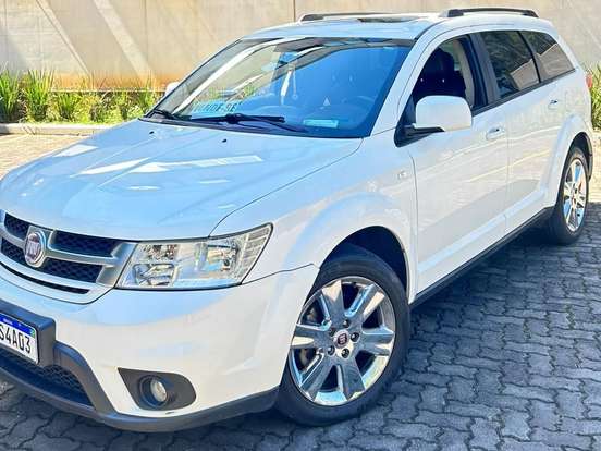 FIAT-FREEMONT-2.4 PRECISION 16V GASOLINA 4P AUTOMÁTICO FIAT-FREEMONT-2012