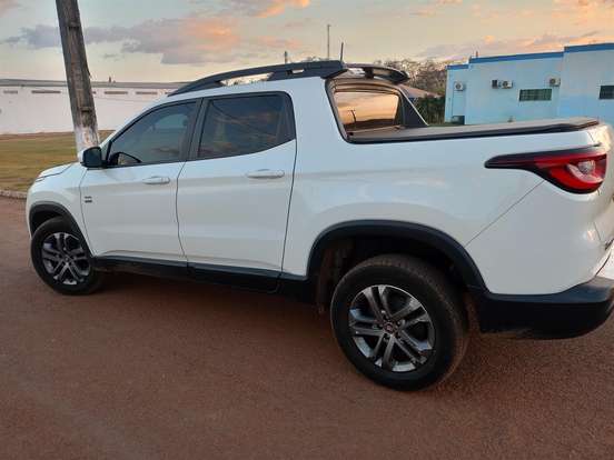 FIAT-TORO-2019