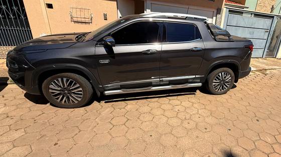 FIAT TORO 2.0 16V TURBO DIESEL RANCH 4WD AT9