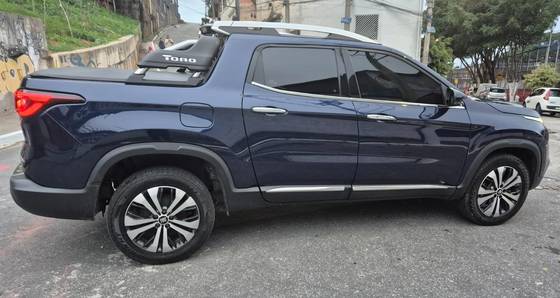 FIAT TORO 2.0 16V TURBO DIESEL VOLCANO 4WD AT9