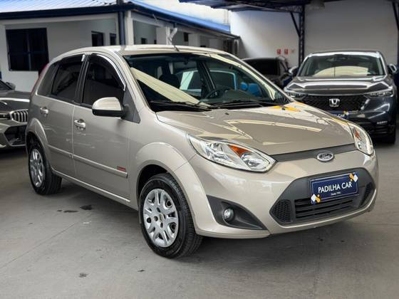 FORD FIESTA 1.6 MPI CLASS HATCH 8V FLEX 4P MANUAL
