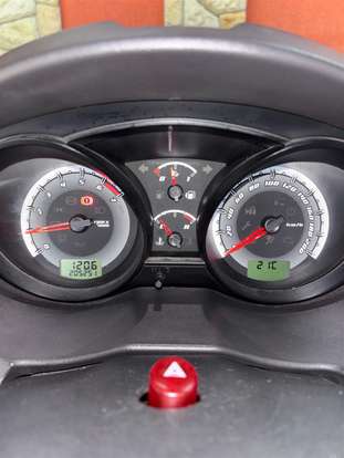 FORD-FIESTA-2012