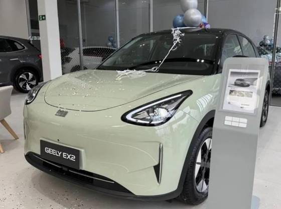 GEELY EX2 39,4 KW ELÉTRICO MAX